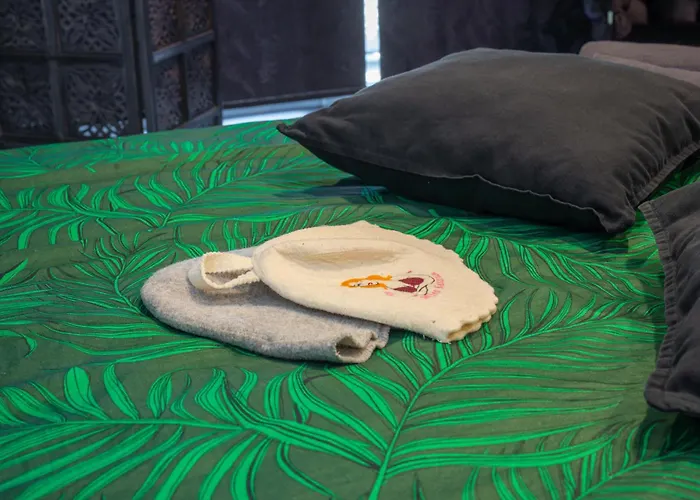 In Centre With Jacuzzi Bath Appartement