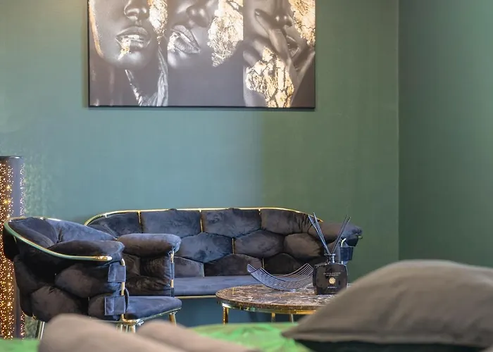 In Centre With Jacuzzi Bath Appartement *