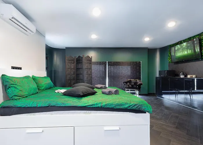 In Centre With Jacuzzi Bath Appartement